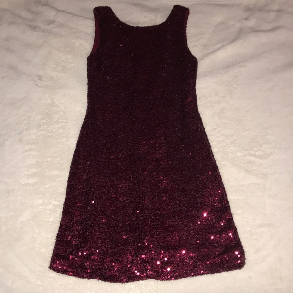 Red sequins dress